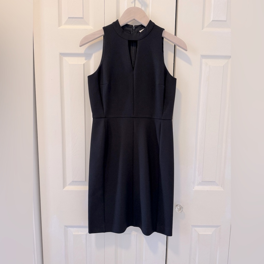 LOFT Black Sleeveless Keyhole Mini Dress (Size 0P).